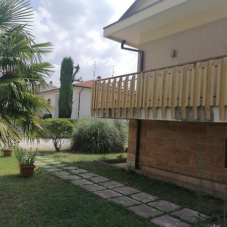 B&B Villaggio Sole Sulmona Exteriér fotografie