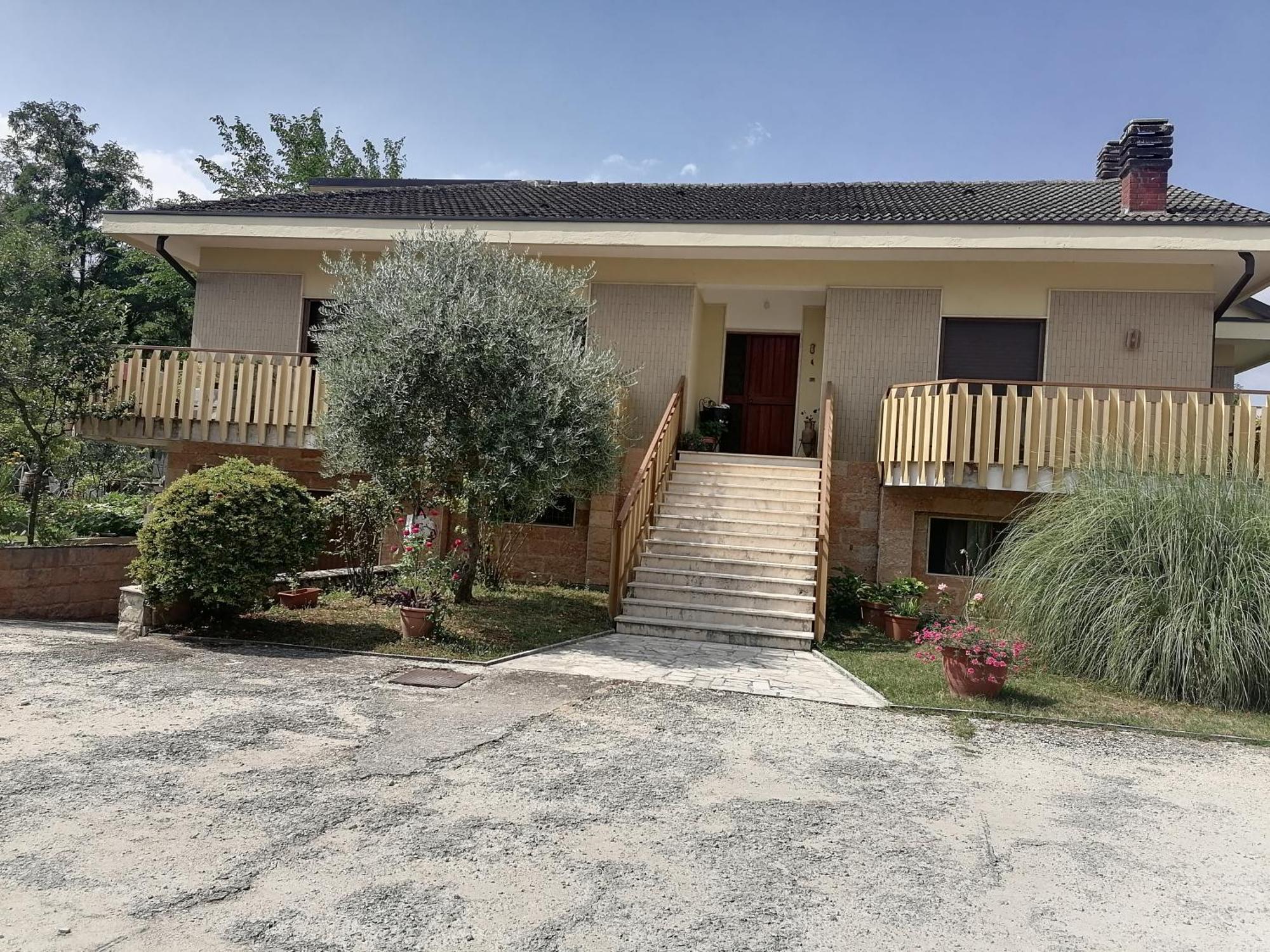 B&B Villaggio Sole Sulmona Exteriér fotografie